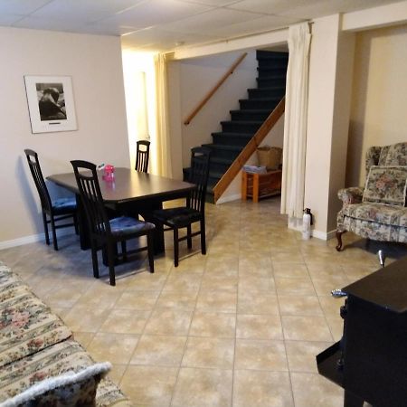 Gite Parc Mauricie B&B Saint Mathieu Du Parc Kültér fotó
